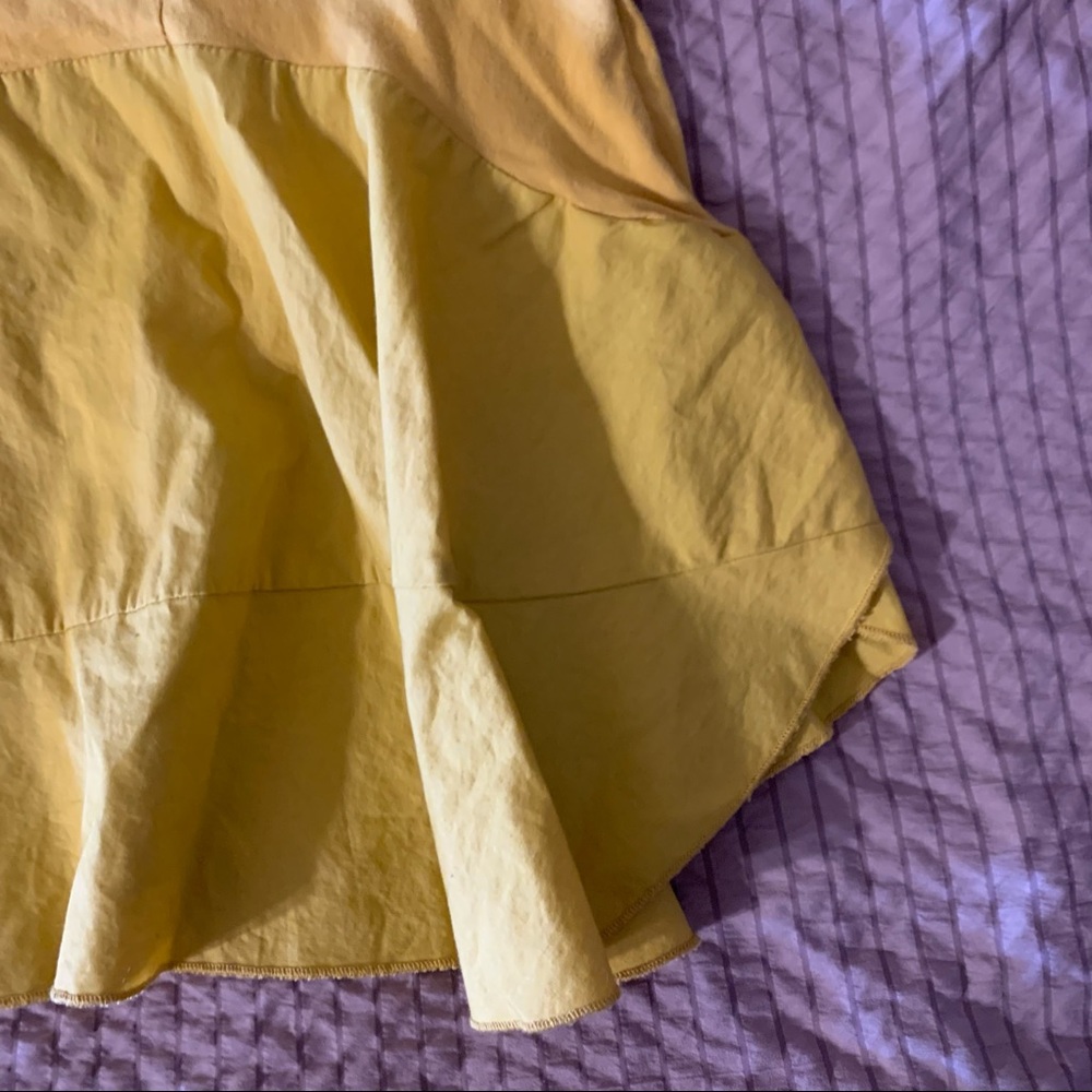 Yellow top - Picture 3 of 8